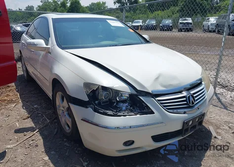 2005 Acura Rl 3.5 z USA, uszkodzony, nr VIN JH4KB16565C010239